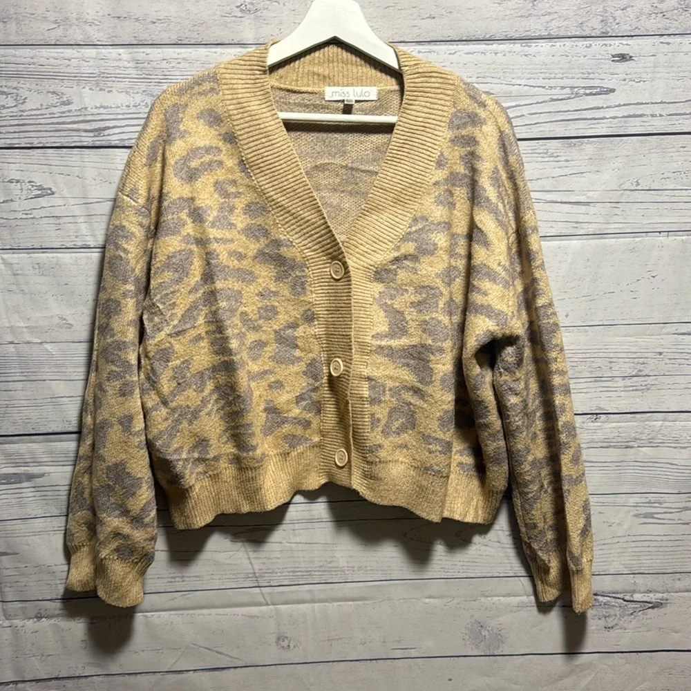 Miss Lulo Sweater - Picture 1 of 7